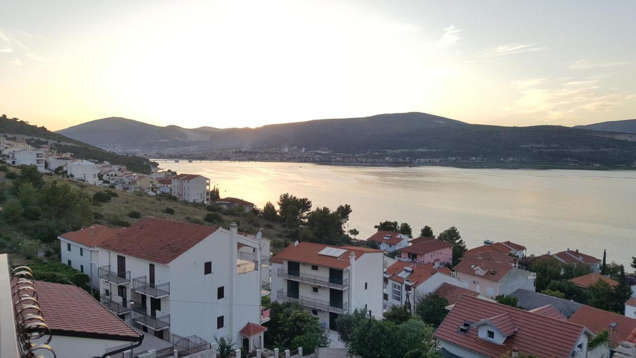 Apartments Zuzul - Trogir Eksteriør billede