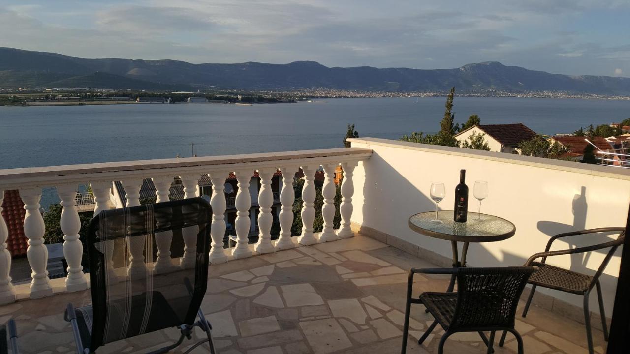Apartments Zuzul - Trogir Eksteriør billede